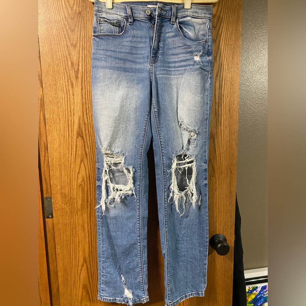 Willow and root The Rise Up sz 28 distressed jeans